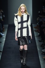 ボッテガ・ヴェネタ 2015-16年秋冬コレクション - 視覚での遊び、想像力を掻き立てる色彩｜写真19