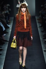 ボッテガ・ヴェネタ 2015-16年秋冬コレクション - 視覚での遊び、想像力を掻き立てる色彩｜写真34