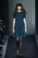 ボッテガ・ヴェネタ 2015-16年秋冬コレクション - 視覚での遊び、想像力を掻き立てる色彩｜写真41