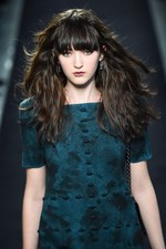 ボッテガ・ヴェネタ 2015-16年秋冬コレクション - 視覚での遊び、想像力を掻き立てる色彩｜写真42