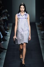 ボッテガ・ヴェネタ 2015-16年秋冬コレクション - 視覚での遊び、想像力を掻き立てる色彩｜写真48