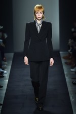 ボッテガ・ヴェネタ 2015-16年秋冬コレクション - 視覚での遊び、想像力を掻き立てる色彩｜写真60