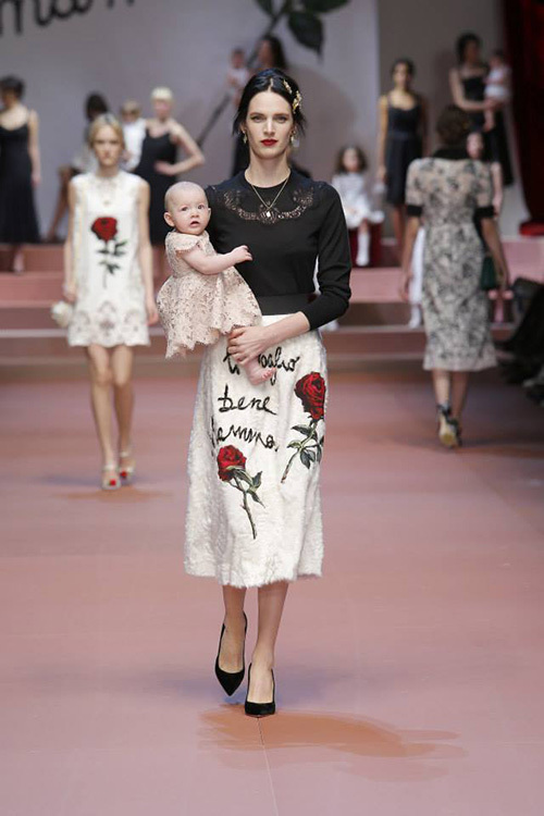 ドルチェ＆ガッバーナ(DOLCE&GABBANA) 2015-16年秋冬ウィメンズコレクション  - 写真16