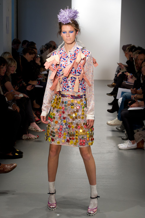 ルイーズ グレイ 2011年春夏<span>コレクション</span> - 写真24