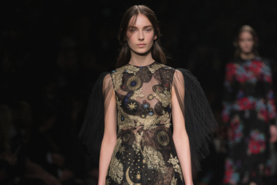 2015-16年秋冬パリコレクション｜ヴァレンティノ 2015-16年秋冬コレクション - みなぎる自立心、漂う官能美