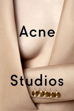 アクネ ストゥディオズ、ヴィヴィアン・サッセンが手掛ける2015年春夏のヴィジュアルを公開｜写真1