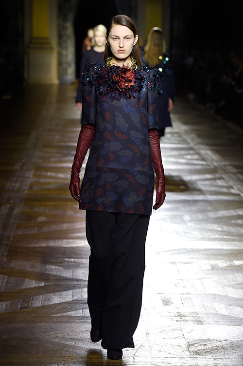 ドリス ヴァン ノッテン(DRIES VAN NOTEN) 2015-16年秋冬ウィメンズコレクション  - 写真20