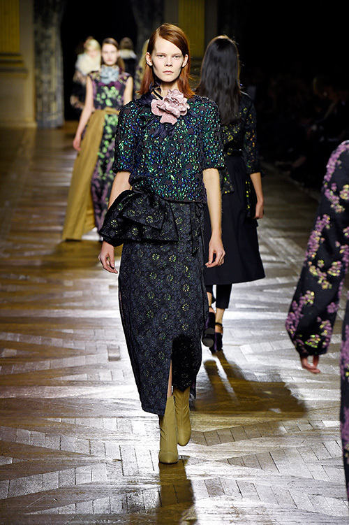 ドリス ヴァン ノッテン(DRIES VAN NOTEN) 2015-16年秋冬ウィメンズコレクション  - 写真61