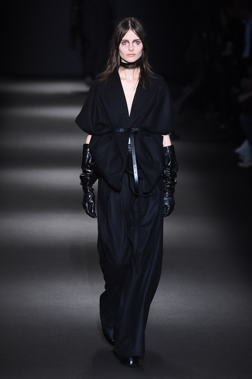 アン ドゥムルメステール(ANN DEMEULEMEESTER) 2015-16年秋冬ウィメンズコレクション  - 写真7