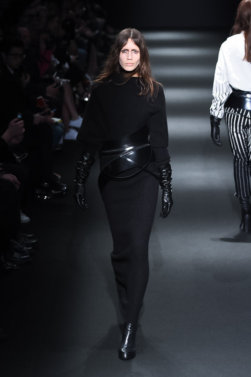 アン ドゥムルメステール(ANN DEMEULEMEESTER) 2015-16年秋冬ウィメンズコレクション  - 写真10