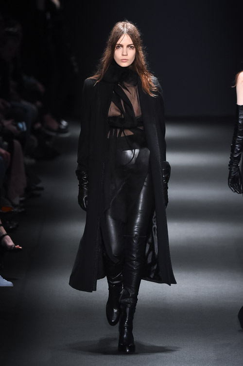 アン ドゥムルメステール(ANN DEMEULEMEESTER) 2015-16年秋冬ウィメンズコレクション  - 写真34