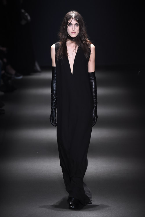 アン ドゥムルメステール(ANN DEMEULEMEESTER) 2015-16年秋冬ウィメンズコレクション  - 写真40