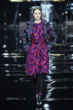 イッセイ ミヤケ 2015-16年秋冬コレクション - 喜びを運ぶ万華鏡のテキスタイル｜写真41