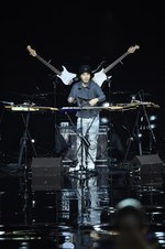 イッセイ ミヤケ 2015-16年秋冬コレクション - 喜びを運ぶ万華鏡のテキスタイル｜写真50