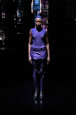 イッセイ ミヤケ 2015-16年秋冬コレクション - 喜びを運ぶ万華鏡のテキスタイル｜写真51