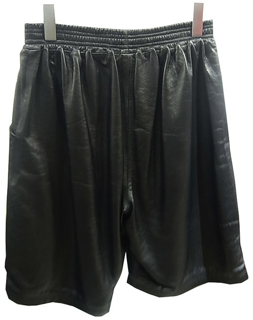 表参道のトレーディング ミュージアム・コム デ ギャルソンで、99%IS-の限定ライダース発売｜写真7