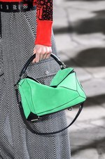 ロエベ 2015-16年秋冬コレクション - 色彩・質感を味方につけ、未来を見据え突き進む｜写真6