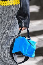 ロエベ 2015-16年秋冬コレクション - 色彩・質感を味方につけ、未来を見据え突き進む｜写真8