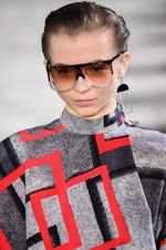 ロエベ 2015-16年秋冬コレクション - 色彩・質感を味方につけ、未来を見据え突き進む｜写真10