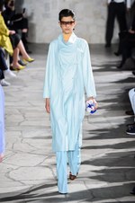 ロエベ 2015-16年秋冬コレクション - 色彩・質感を味方につけ、未来を見据え突き進む｜写真14