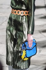 ロエベ 2015-16年秋冬コレクション - 色彩・質感を味方につけ、未来を見据え突き進む｜写真18