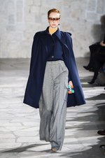 ロエベ 2015-16年秋冬コレクション - 色彩・質感を味方につけ、未来を見据え突き進む｜写真25