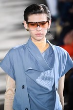 ロエベ 2015-16年秋冬コレクション - 色彩・質感を味方につけ、未来を見据え突き進む｜写真28