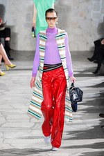 ロエベ 2015-16年秋冬コレクション - 色彩・質感を味方につけ、未来を見据え突き進む｜写真36