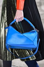 ロエベ 2015-16年秋冬コレクション - 色彩・質感を味方につけ、未来を見据え突き進む｜写真41