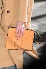 ロエベ 2015-16年秋冬コレクション - 色彩・質感を味方につけ、未来を見据え突き進む｜写真43