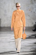 ロエベ 2015-16年秋冬コレクション - 色彩・質感を味方につけ、未来を見据え突き進む｜写真46