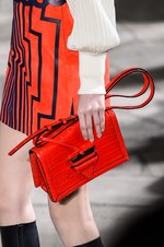 ロエベ 2015-16年秋冬コレクション - 色彩・質感を味方につけ、未来を見据え突き進む｜写真52