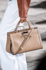 ロエベ 2015-16年秋冬コレクション - 色彩・質感を味方につけ、未来を見据え突き進む｜写真55