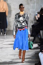 ロエベ 2015-16年秋冬コレクション - 色彩・質感を味方につけ、未来を見据え突き進む｜写真56