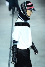 ケンゾー 2015-16年秋冬コレクション - 森と共生するためのエッジィなストリート｜写真34