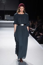 アニエスベー 2015-16年秋冬コレクション - アーティな服はマニッシュにまとう｜写真2