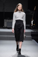 アニエスベー 2015-16年秋冬コレクション - アーティな服はマニッシュにまとう｜写真31