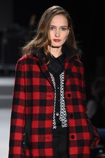 アニエスベー 2015-16年秋冬コレクション - アーティな服はマニッシュにまとう｜写真40