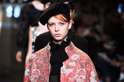 2015-16年秋冬コレクション｜ポール ＆ ジョー 2015-16年秋冬コレクション - 花とチェックが彩るテイストミックス