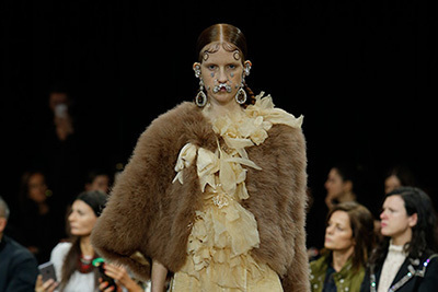 ジバンシィ バイ リカルド ティッシ  2015-16年秋冬 ウィメンズ コレクション