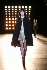 サンローラン 2015-16年秋冬コレクション - パーティーガールは、パンク・ロックの夢をみる｜写真10