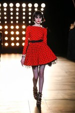 サンローラン 2015-16年秋冬コレクション - パーティーガールは、パンク・ロックの夢をみる｜写真36