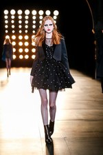 サンローラン 2015-16年秋冬コレクション - パーティーガールは、パンク・ロックの夢をみる｜写真38