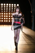 サンローラン 2015-16年秋冬コレクション - パーティーガールは、パンク・ロックの夢をみる｜写真59