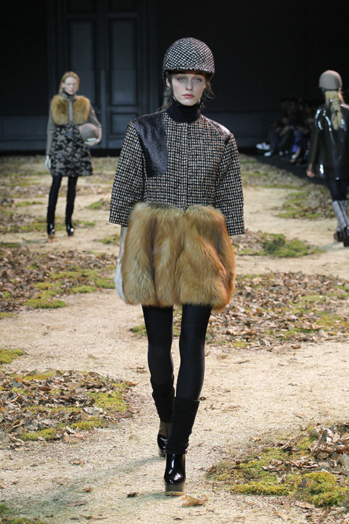 モンクレール ガム・ルージュ(MONCLER GAMME ROUGE) 2015-16年秋冬ウィメンズコレクション  - 写真33
