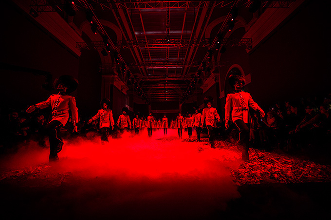 モンクレール ガム・ルージュ(MONCLER GAMME ROUGE) 2015-16年秋冬ウィメンズコレクション ディテール - 写真5