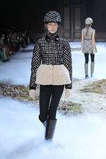 モンクレール ガム ルージュ 2015-16年秋冬コレクション - 英国貴族のように、乗馬を嗜む｜写真2