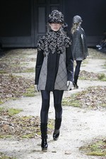 モンクレール ガム ルージュ 2015-16年秋冬コレクション - 英国貴族のように、乗馬を嗜む｜写真20