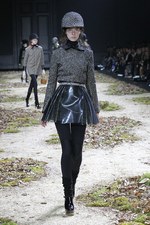 モンクレール ガム ルージュ 2015-16年秋冬コレクション - 英国貴族のように、乗馬を嗜む｜写真21