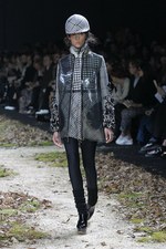 モンクレール ガム ルージュ 2015-16年秋冬コレクション - 英国貴族のように、乗馬を嗜む｜写真23